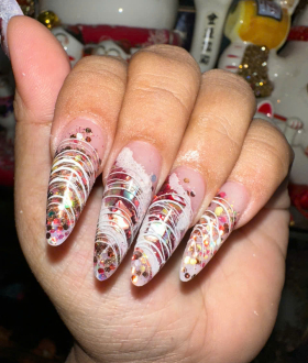 Nail kim tuyến lấp lánh