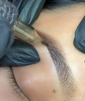 Phun mày tự nhiên