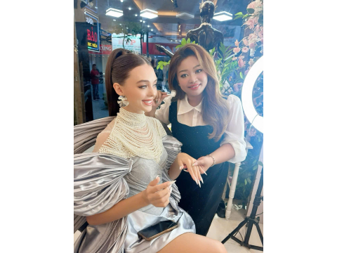 Nail  TASTIC cho Model